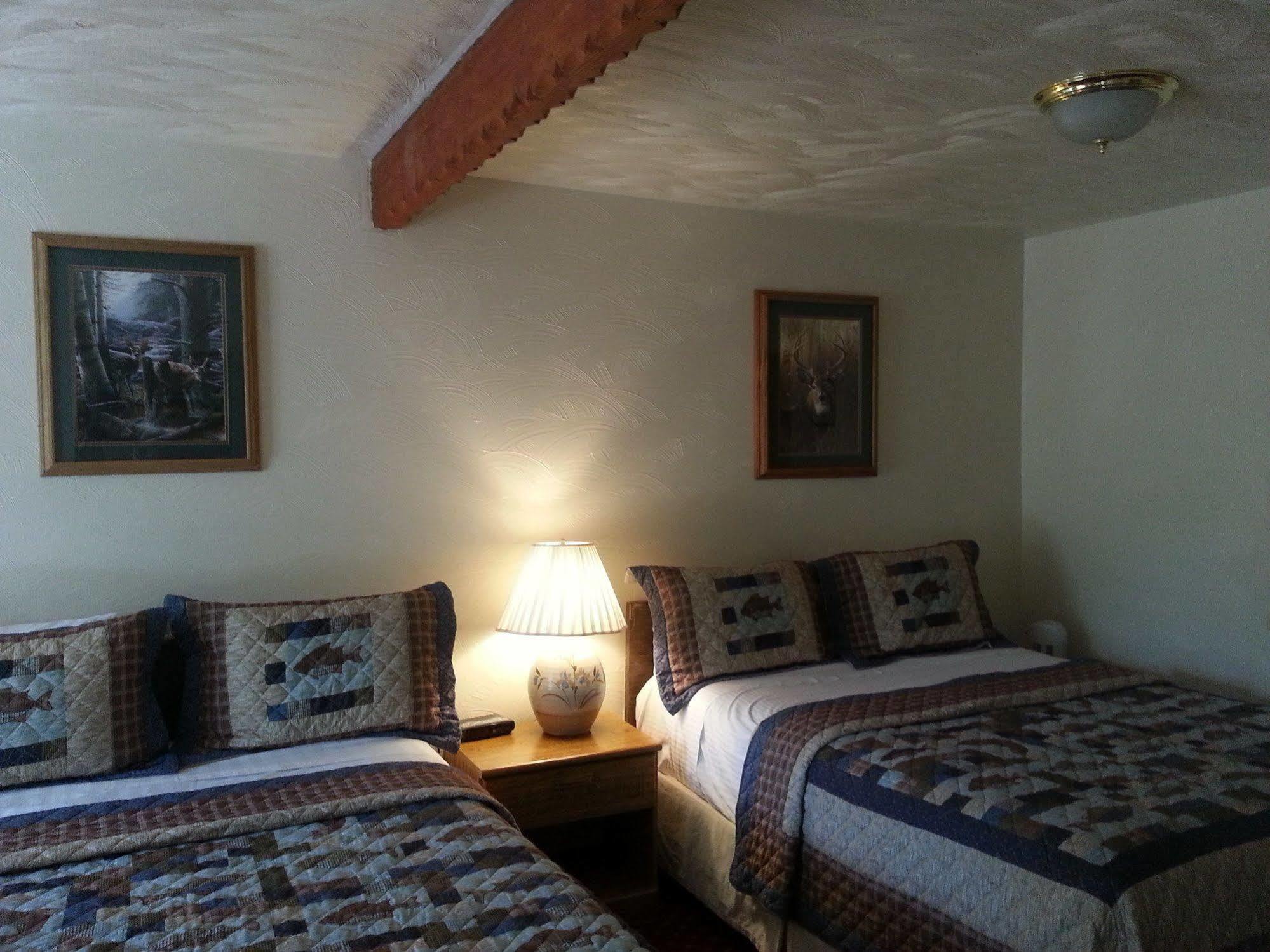 Innsbruck Lodge ماموث لاكيس المظهر الخارجي الصورة